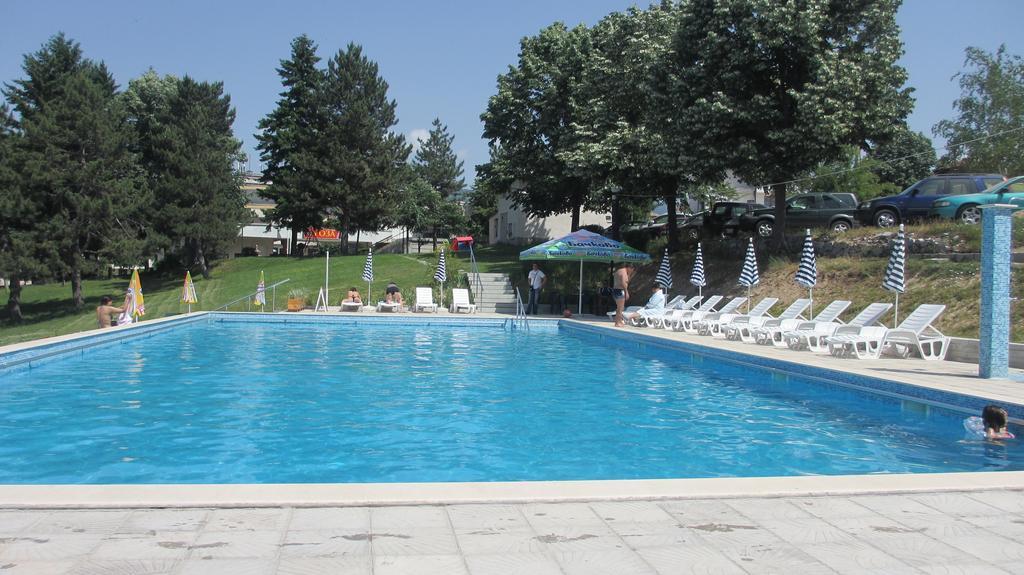 Балнеохотел Роза Strelcha Extérieur photo